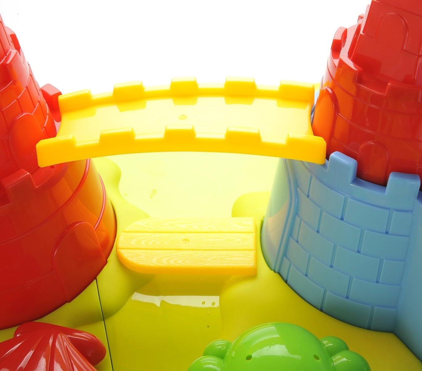 23 in Sandbox Castle 2-in-1 Sand and Water Table Play Set for Kids